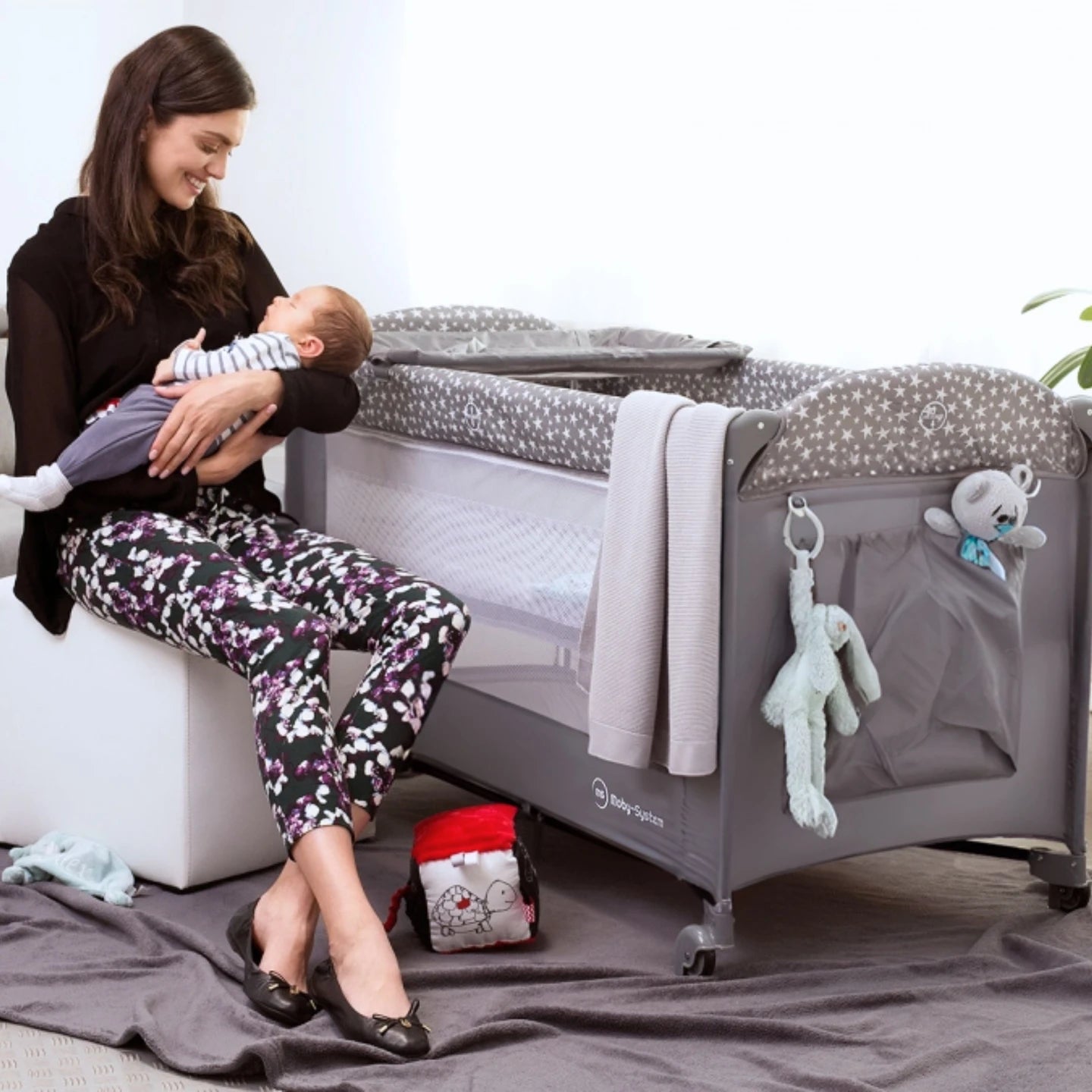 Moby-System Tourist Crib Majesty 2 Levels with Prewind Visor Baby Mattress Happy Traveller Basic Plus