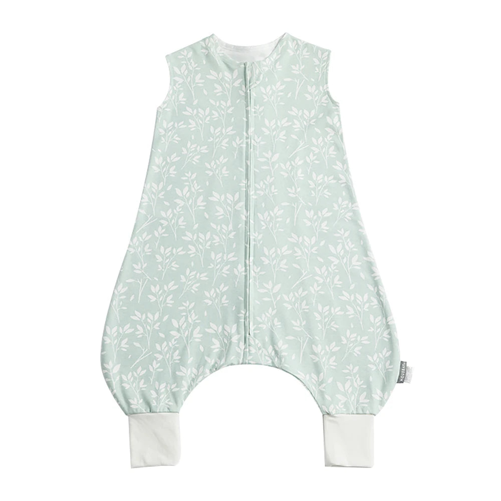 Gigoteuse évolutive enfant vert sauge à motif feuillage ton sur ton, coupe avec pieds et poignets écrus